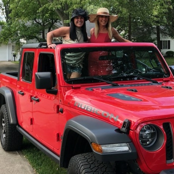 Meet your Posher, Michelle - Picture 2 of 16